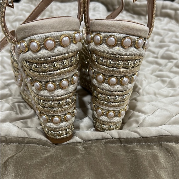 Elegant Cream Wedge Sandals - Picture 8 of 15